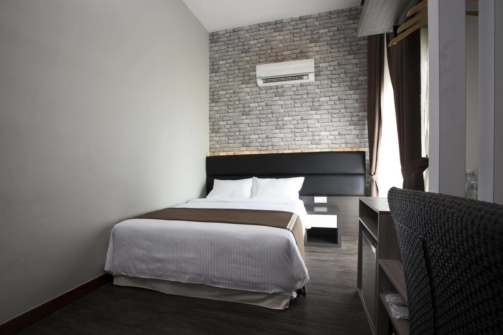เกอร์นีย์ ลอดจ์ Hotel จอร์จทาวน์ ภายนอก รูปภาพ